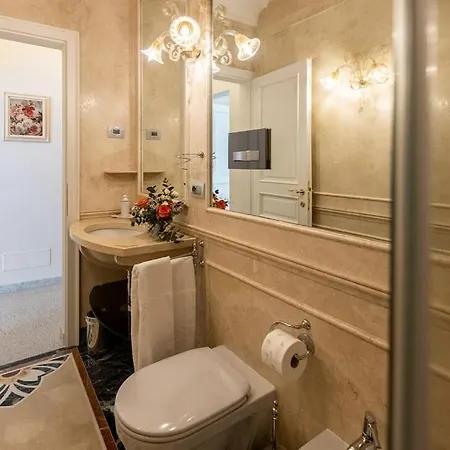 Charming Cartoni Apartamento *