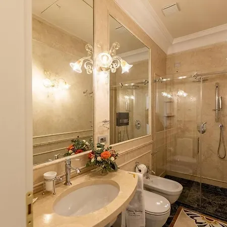 Charming Cartoni Apartamento *